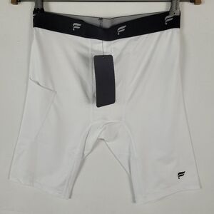 Fabletics Men's The Base Layer Short White Size Small New With Tags NWT $40
